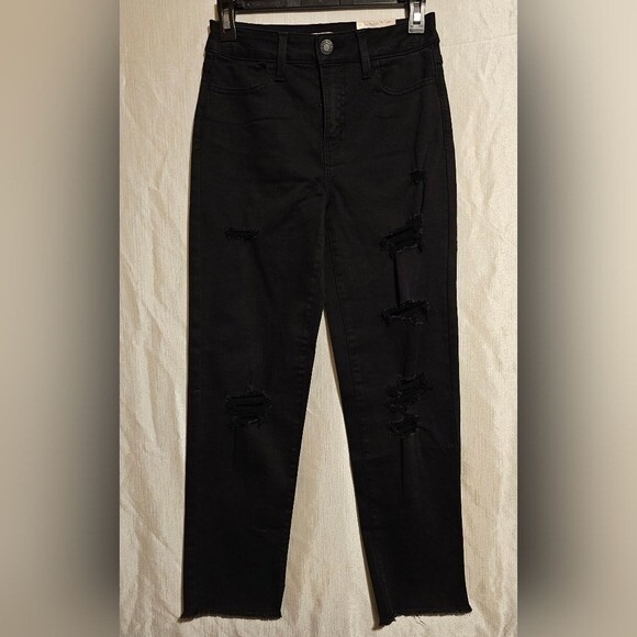 SO NWT Black DISTRESSED High Rise Crop Superstretchy Junior Size 3 length 26in. - Picture 1 of 9